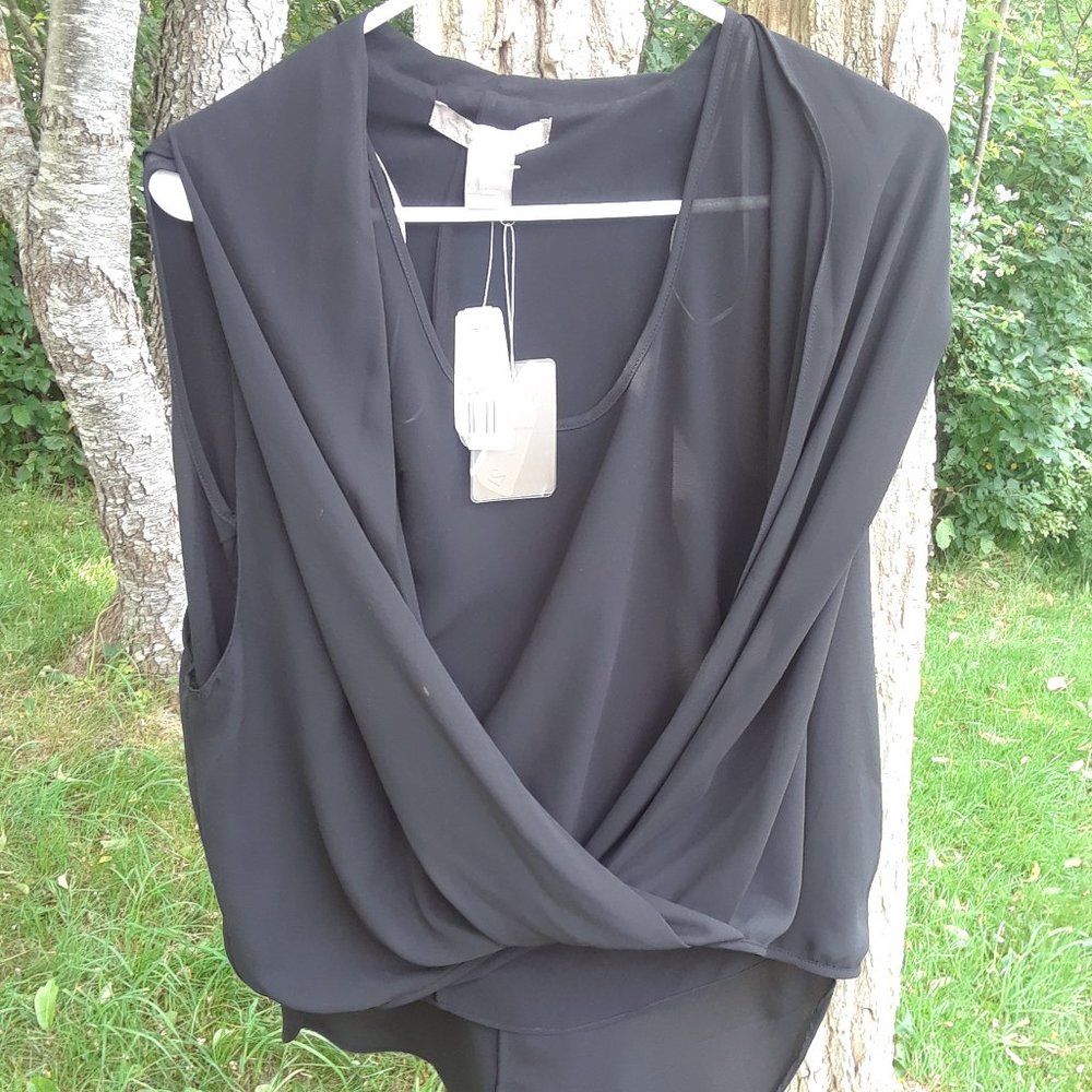 NWT love 21 black woven layered top